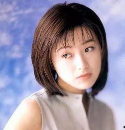 邱佳卉在线视频,揭秘时尚穿搭与生活美学